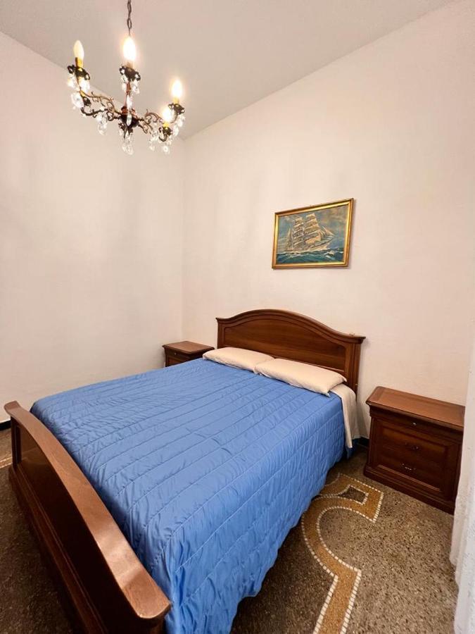 Savona Casa Vacanze Vicino Mare 3 Minuti Wifi Luaran gambar